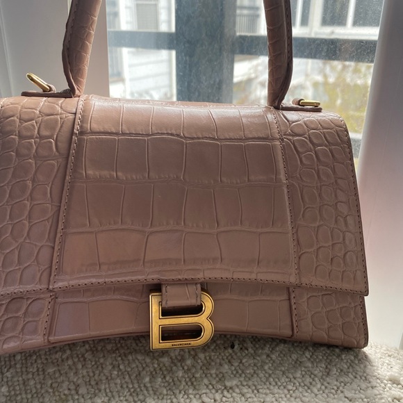 BALENCIAGA Hourglass Small Handbag in beige shiny crocodile embossed calfskin. - Picture 3 of 5